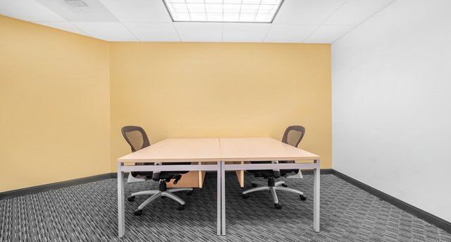 Rent office Metro Plaza II_3-1