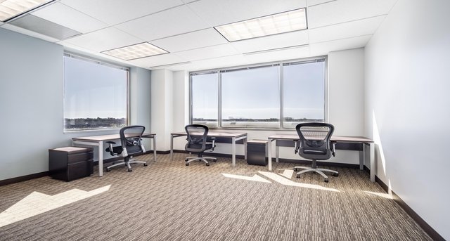 Rent office Milestone Business Park_3-1