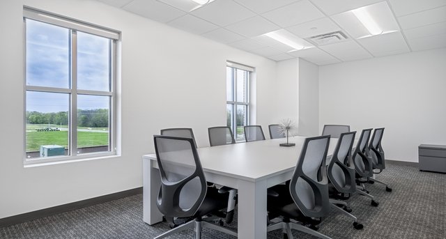 Rent office Monroe Business Center_7-1