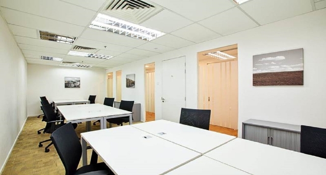Rent office Nile City Towers, 22nd floor, North Tower, Cournich El Nile, Ramlet Boulack_2-1