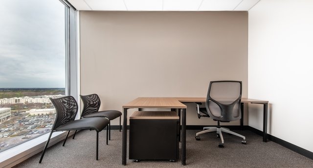 Rent office North Hills Tower II_3-1