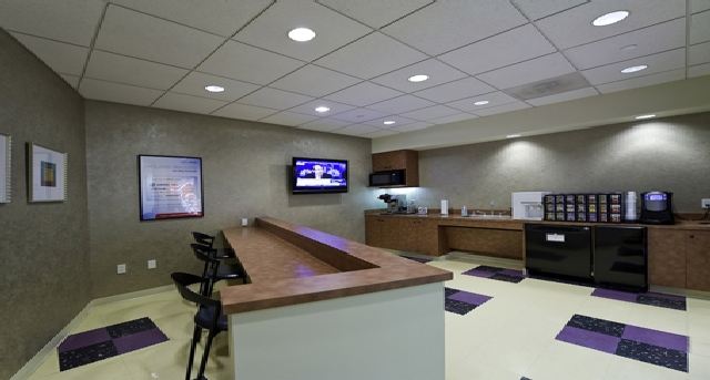 North  Parkway, Tower II, Suite 400_2 임대 사무실-1