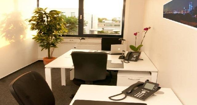 Obenhauptstraße 7, Obenhauptstraße 7, Obenhauptstraße 7 — office space for rent, photo 1
