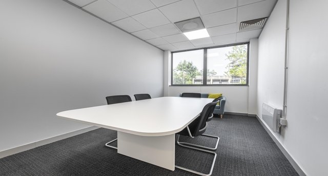 Sewa pejabat Oxford Science Park_7-1