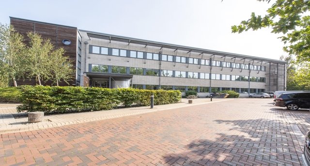 Sewa pejabat Oxford Science Park_8-1