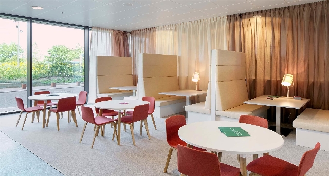 Rent office P.J. Oudweg 4_3-1