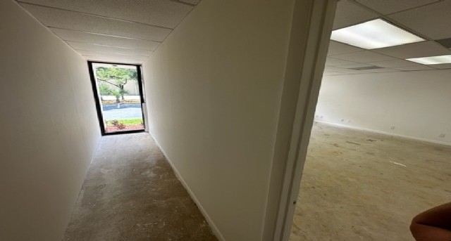 Rent office Palm Beach Gardens, FL_3-1