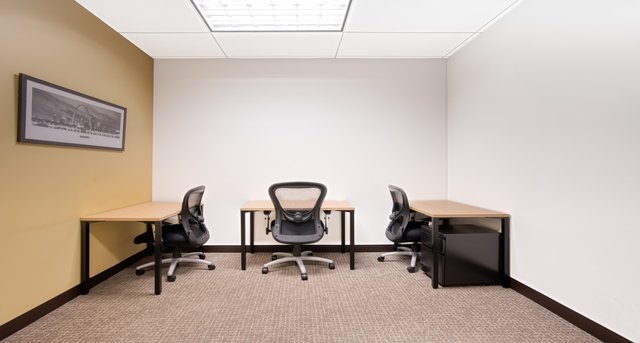 Rent office Park Ridge Plaza_5-1