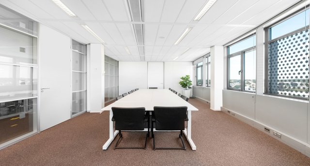 Bureaux à louer Park Tower_2-1