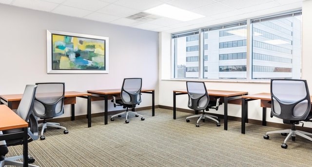 Rent office Penn Center East I_3-1