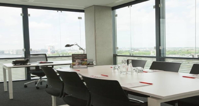 Sewa kantor Piet Heinkade 55_1-1