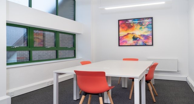 Pronájem kanceláře Pine Grove_6-1