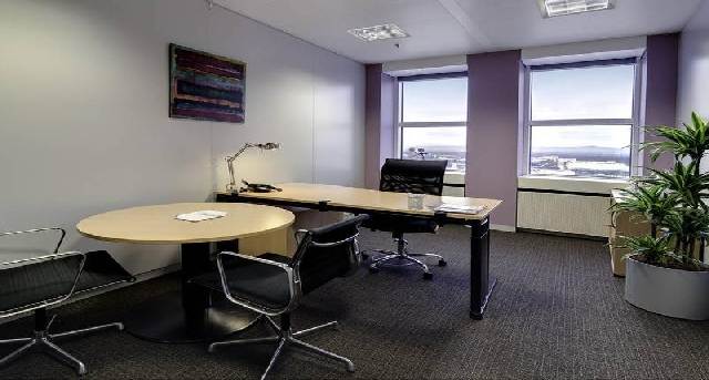 Platz der Einheit 1, Platz der Einheit 1, Platz der Einheit 1 Kastor & Pollux 20. Etage Frankfurt — office space for rent, photo 11