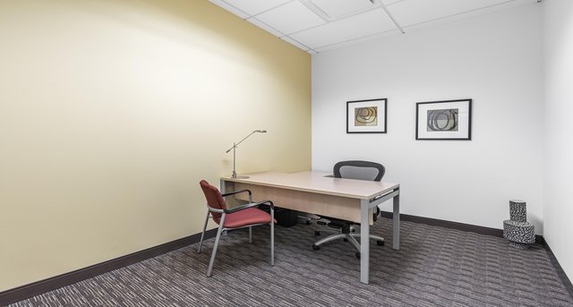 Rent office Prairie Stone_5-1