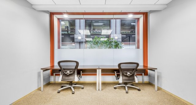 Rent office RXR Office Center_3-1