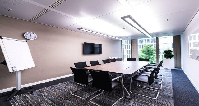 Rahel-Hirsch-Straße 10, Rahel-Hirsch-Straße 10, Rahel-Hirsch-Straße 10 — office space for rent, photo 3