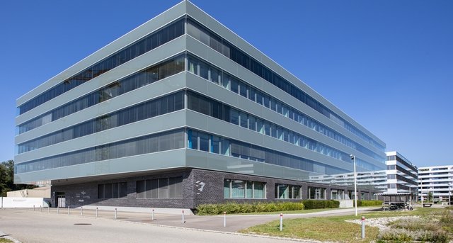 Sewa pejabat Richtistrasse 7_9-1