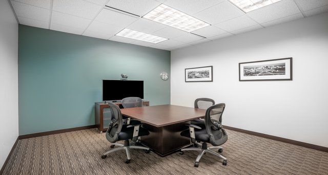 Rent office Riverwood Corporate Center I_7-1
