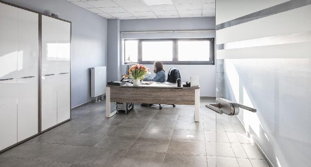 Rent office Rue de l'Industrie, 19_4-1