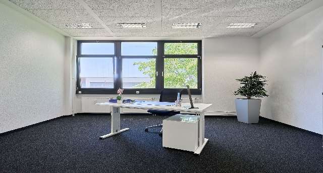 Röntgenstraße 7-9, Röntgenstraße 7-9, Röntgenstraße 7-9 — office space for rent, photo 7