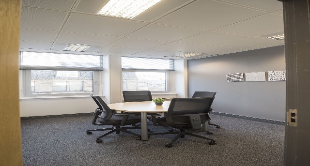 Rent office Saint Andrew Square 9-10_2-1