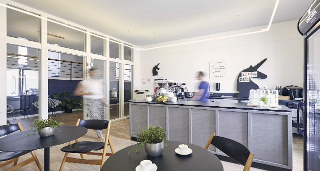 Schlüterstraße 39, Schlüterstraße 39, Schlüterstraße 39 — office space for rent, photo 2