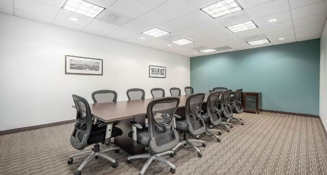 Shaw House, Pegler Way, Shaw House, Pegler Way, RH11 7AF Crawley — office space for rent, photo 8