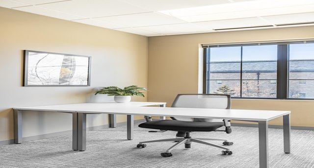 Rent office South Bend Business Center_3-1