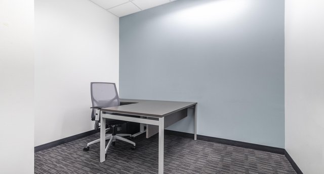 South Loop Roosevelt, 1136 South Delano Court West, Chicago, IL 60605 — office space for rent, photo 3