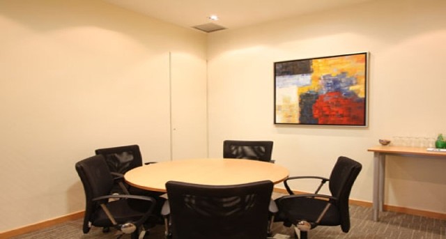 Sewa pejabat South Sathorn Road_1-1