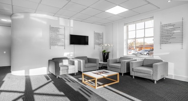 St Mary's Court, The Broadway, Amersham, Buckinghamshire HP7 0UT — office space for rent, photo 1