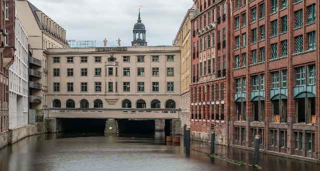 Stadthausbrücke 8, Stadthausbrücke 8, Stadthausbrücke 8 — office space for rent, photo 1