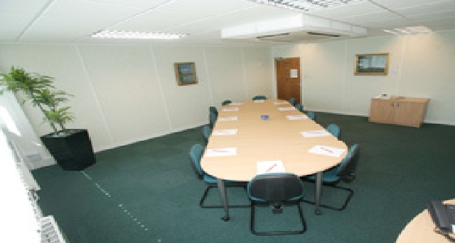 Stamford New Road, Cheshire, Stamford New Road, Cheshire, WA14 1EP Altrincham — office space for rent, photo 2