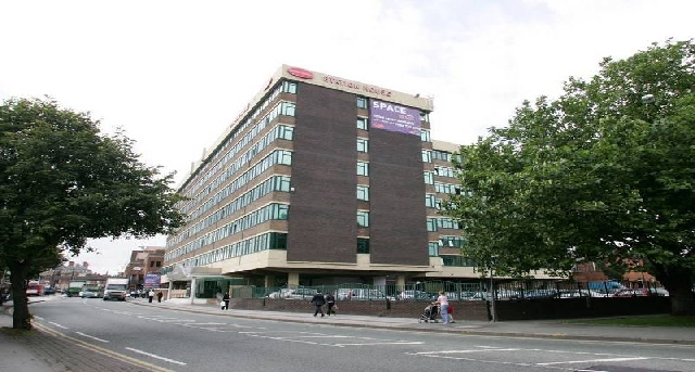 Stamford New Road, Cheshire, Stamford New Road, Cheshire, WA14 1EP Altrincham — office space for rent, photo 3