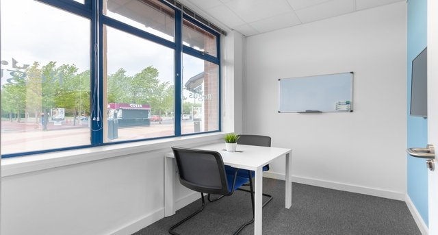Strensham Services, M5 J8, Worcester, WR8 0BZ — office space for rent, photo 2