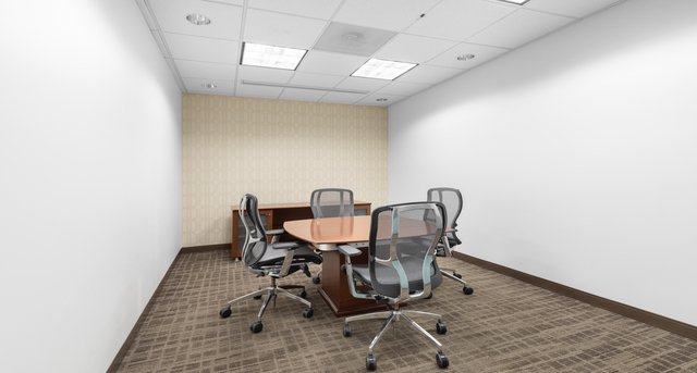 Cнять офис Sugarloaf Corporate Center_8-1