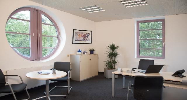 Rent office Tannenwaldallee 2_3-1