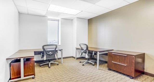 Rent office The Gardens Financial Center_5-1