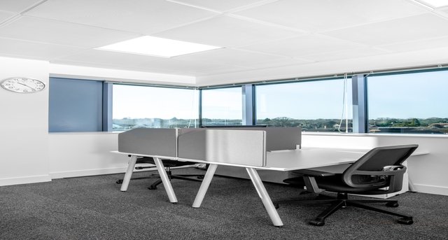 Sewa kantor The Pinnacle 3F_2-1