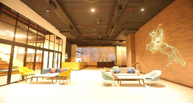 Rent office The  Hive at VRC _2-1