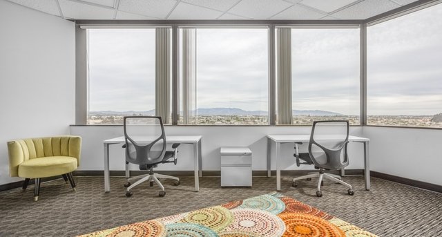 Rent office Topa Financial Plaza_3-1