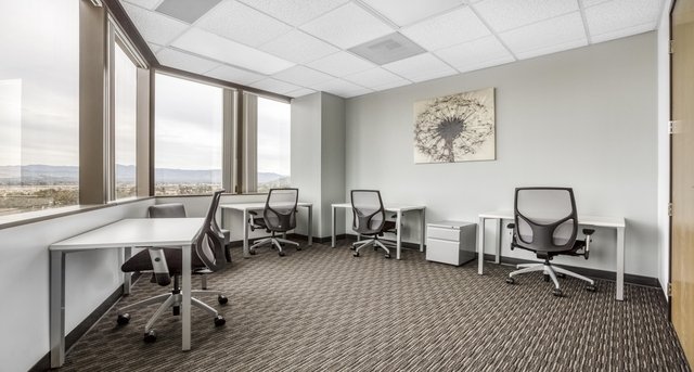 Rent office Topa Financial Plaza_5-1