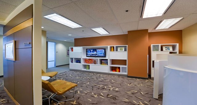 レンタルオフィス Toronto Airport Corporate Centre_3-1