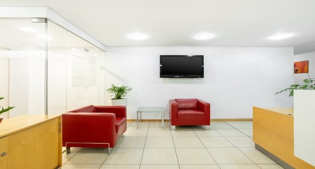 Alquiler oficinas Tower Business Centre_1-1