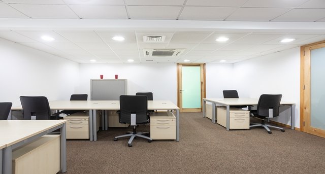 Alquiler oficinas Tower Business Centre_3-1
