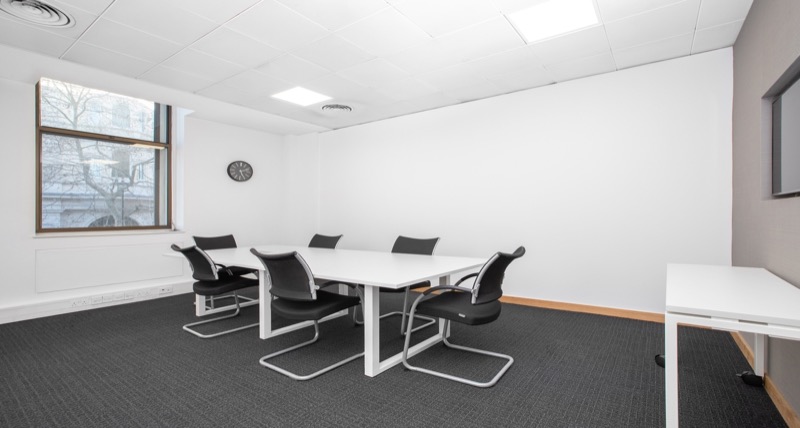 Trafalgar Square, 1 Trafalgar Square, London, WC2N 5BW — office space for rent, photo 1