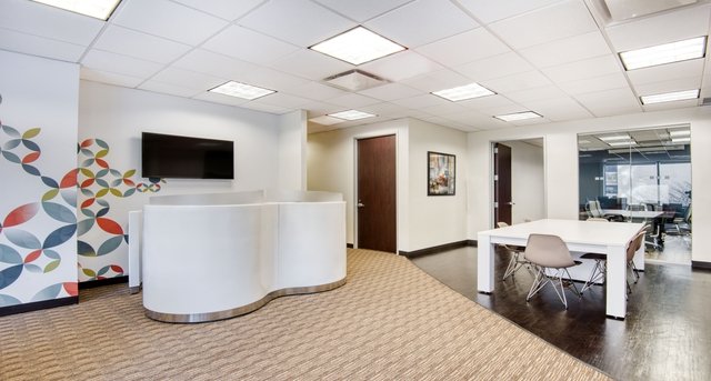 Rent office Trump Plaza_1-1