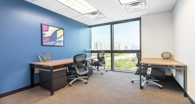 Rent office Turnberry Plaza_3-1