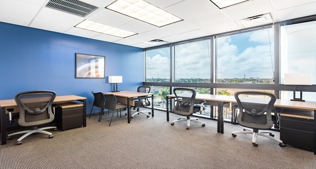 Rent office Turnberry Plaza_5-1