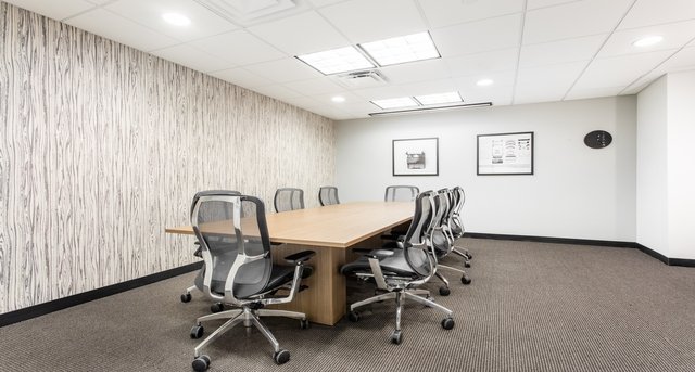 Rent office Turnberry Plaza_7-1